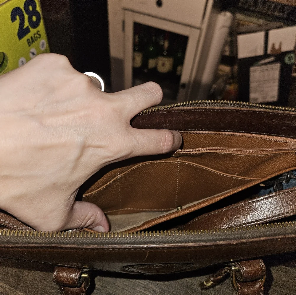 Dooney and Bourke Vintage All Weather Pebbled Leather Satchel Handbag Navy Blue - Picture 11 of 11